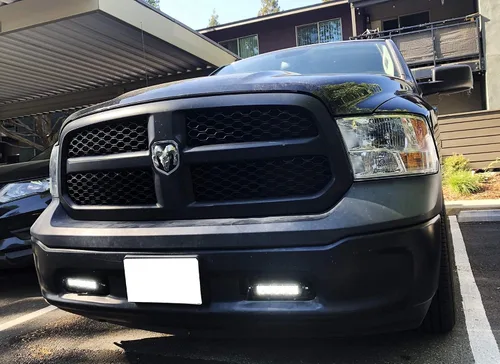 Miniatura 6 de iJDMTOY Kit de luces antiniebla LED de xenón Mini-SR color blanco compatible con Dodge RAM 1500 2011-18, incluye (2) barras de luz LED blancas de 30