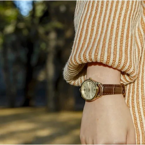 Miniatura 2 de Casio LTP-V005GL-9B Reloj de vestir analógico con banda de cuero en tono dorado estándar para mujer, Movimiento de cuarzo