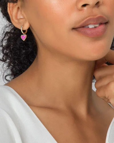 Miniatura 3 de Kendra Scott Ari Heart Huggie - Aretes para mujer, joyería de moda