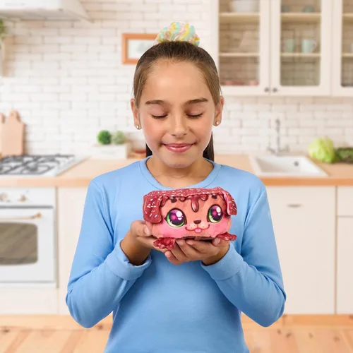 Miniatura 11 de Cookeez Makery Horno de dulces para fiestas, mezcla a tu amigo abrazos. Caliente la mezcla de masa y crea un pastel de cumpleaños interactivo cálido