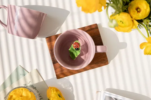 Miniatura 9 de DIHOclub Taza de Cerámica de Mariquita con Animal 3D Oculto en el Interior, Serie Jardín Tazas Figuritas Hechas a Mano 12OZ (Rosa Púrpura)