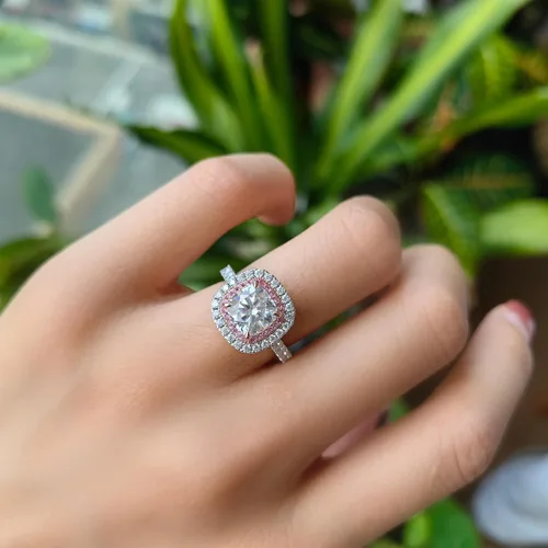 Miniatura 4 de DovEggs Anillos de moissanita para mujer, 2 quilates en el centro de 0.295 in GHI de corte cojín, moissanita cultivada en laboratorio, anillo