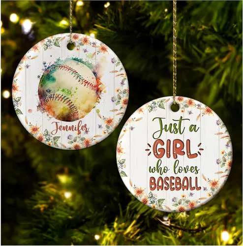 Hyturtle Adorno de Navidad personalizado para amantes del béisbol, adorno de cerámica con nombre personalizado de Just A Girl Who Loves Baseball –