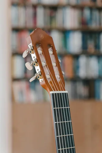 Miniatura 4 de Yamaha Guitarra clásica para alumnos, Natural, Talla full