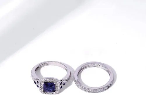 Miniatura 33 de Amazon Essentials Anillo antiguo de plata de ley chapada en platino o oro con circonita cúbica de elementos infinitos de corte Asscher
