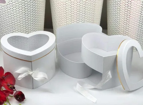 Unikpackaging - Caja de 2 niveles con forma de corazón para flores de lujo y arreglos de regalo, con tapa, tamaño 9 x 8 x 6.5 pulgadas, caja de
