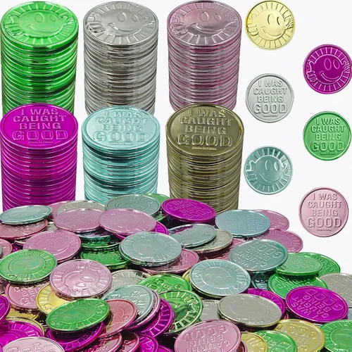 The Dreidel Company Caught Being Good - Monedas de plástico (paquete de 50) 50 fichas - Incentivos de comportamiento en el aula y recompensas para