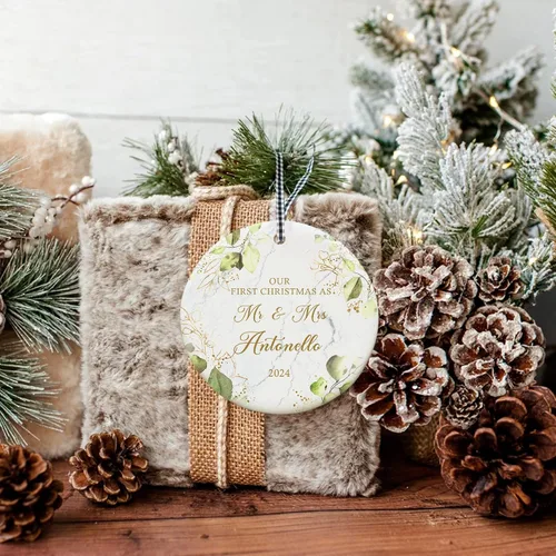 Miniatura 6 de Adorno personalizado Mr y Mrs 2024, Adorno personalizado de primera Navidad como Mr y Mrs para parejas, regalos de boda personalizados, primera
