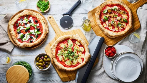 Miniatura 9 de Ooni Cáscara de pizza de bambú de 16 pulgadas, tabla de servir de madera de 16 pulgadas, espátula de pizza, accesorios para horno de pizza