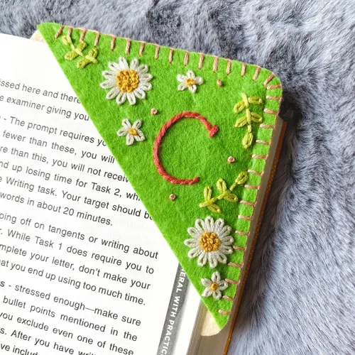Miniatura 67 de Marcapáginas de esquina bordadas a mano personalizadas, Marcadores para mujeres, Marcador personalizado para los amantes de los libros, lindo Verde