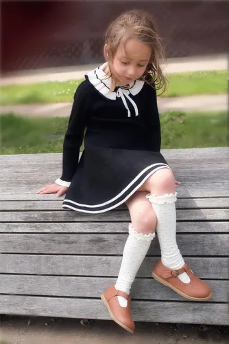 Miniatura 2 de Otter MOMO Vestido de uniforme escolar con tirantes en T para niña Mary Jane Flat