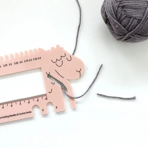 Miniatura 5 de Yarn Ave Agujas de tejer tamaño calibre gancho de ganchillo regla de medida DIY accesorios de tejer (lila)