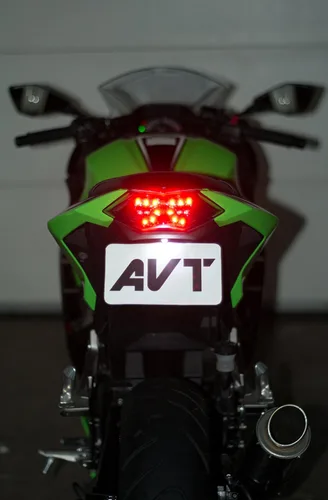 Miniatura 3 de AVT Kit eliminador de guardabarros Ninja 300 2013-2017 - Luz trasera LED integrada