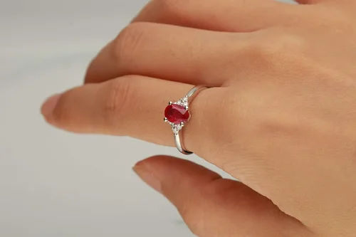 Miniatura 2 de Gin Grace Anillo de rubí genuino de oro amarillo de 10 quilates con diamantes para mujer joyería hecha a mano de rubí con forma de rubí de origen
