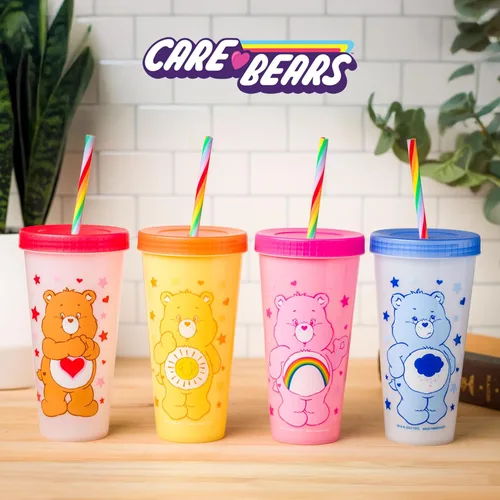 Miniatura 8 de Silver Buffalo Care Bears Corazones y Estrellas Juego de 4 Vasos de Plástico Cambian de Color con Popotes de Espiral Arcoíris con Tenderheart
