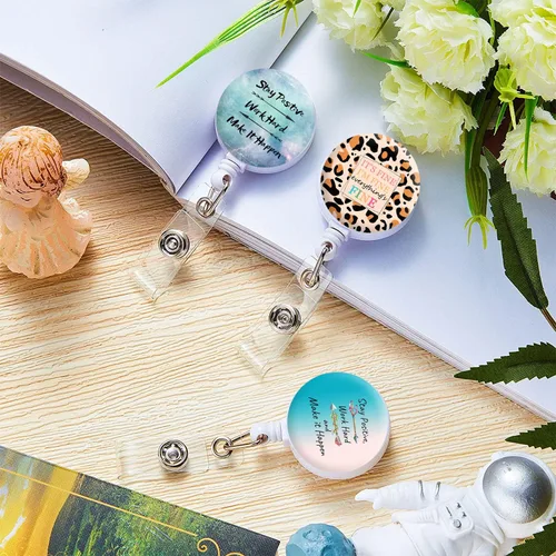 Miniatura 4 de Carrete retráctil para credenciales de enfermera, lindo nombre, carretes decorativos para tarjetas de identificación con clip en soportes