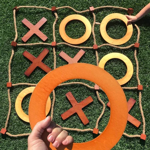 SWOOC Juegos – Juego de Tic Tac Toe gigante prémium para exteriores (todo tipo de clima) | 3 pies x 3 pies | Configuración instantánea, sin montaje