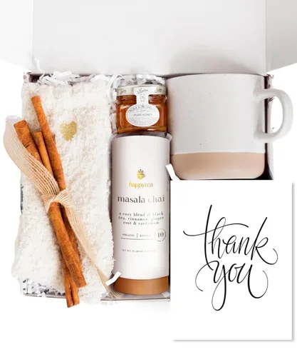 Miniatura 10 de UnboxMe Cesta de Regalo de Té Paquete de Cuidado para Mujeres - Caja de Cuidado Personal con Calcetines Cómodos, Taza, Té Chai, Miel y Canela, Que
