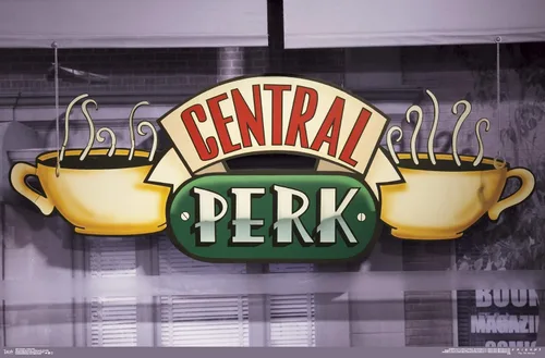 Miniatura 13 de Trends International Friends - Póster de pared de Central Perk, 14.725 x 22.375 pulgadas, versión enmarcada de madera de granero