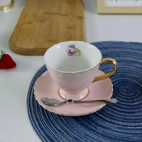 Miniatura 6 de Taza y platillo de café estilo europeo, juego de 4 tazas de café de porcelana para el hogar, cocina, fiesta de té (4 colores/juego surtido)