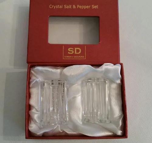 Set de sal y pimienta de cristal