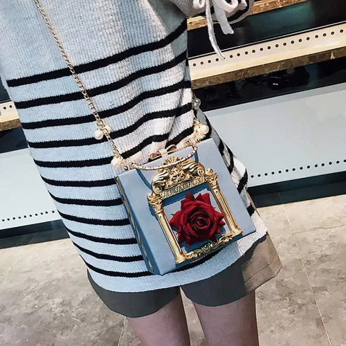 Miniatura 3 de QZUnique Bolso de noche con diseño de ángel de amor en relieve para mujer, bolso cruzado con cierre de lazo, bolso de hombro barroco