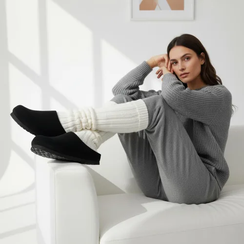 Miniatura 2 de CUSHIONAIRE Lute - Zuecos de piel de gamuza auténtica para mujer para interiores y exteriores, cómodos zuecos para mujer con plantilla acolchada