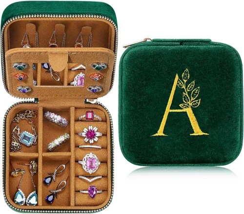 Organizador de joyas de viaje de terciopelo de felpa, caja de viaje con inicial bordada, organizador de aretes, collares, anillos, regalos para