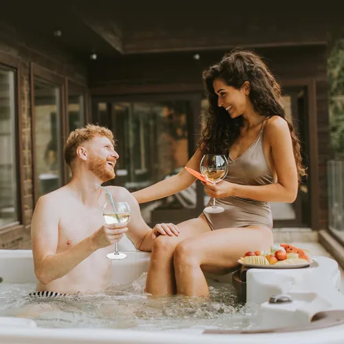 Miniatura 4 de Copas de vino flotantes para piscina con tapas de taza, juego de 2, copas de vino inastillables junto a la piscina, taza flotante, tina de piscina