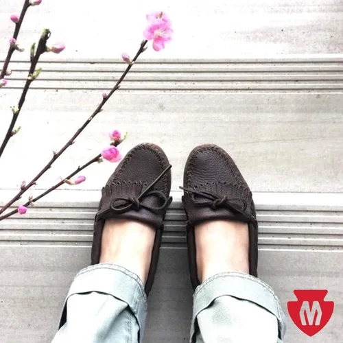 Miniatura 6 de Minnetonka Mocasín Kilty con flecos Moosehide para mujer