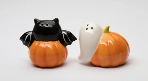 Miniatura 4 de Juego de salero y pimentero de cerámica fina para Halloween, casper y murciélago en calabaza, 3-1/8 pulgadas de largo