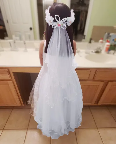 Miniatura 3 de Corona de flores con velo para niñas, ideal para eventos como bodas