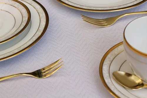 Miniatura 7 de Camino de mesa blanco de 48 pulgadas, bufanda de aparador impermeable, camino de mesa de café para exteriores, elegantes caminos de mesa de comedor