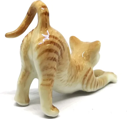 Miniatura 3 de Figura coleccionable en miniatura de cerámica marrón lindo gato estatuilla casa de muñecas hecha a mano