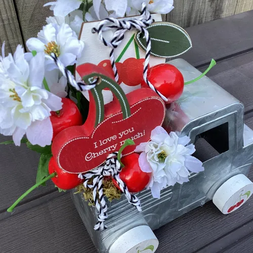 Miniatura 2 de AGD Summer Decor - Cherry Lime Theme Floral Galvanized Metal Truck Display