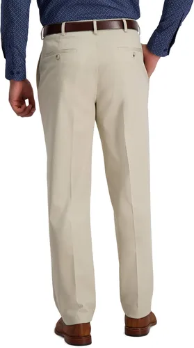 Miniatura 3 de Haggar Pantalón casual para hombre sin hierro de primera calidad, color caqui, ajuste clásico, plisado frontal, cintura expansible, tallas regulares