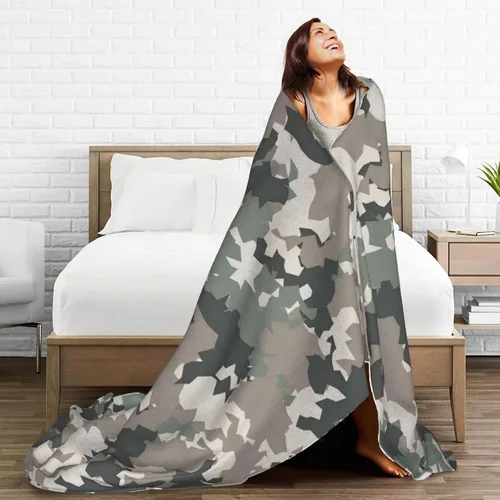 Miniatura 7 de Perinsto Camo Throw Blanket Ultra Soft Warm All Season Camouflage Decorative Fleece Blankets for Bed Chair Car Sofa Couch Bedroom 50"X40