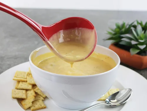 Miniatura 4 de Reston Lloyd Cucharón de melamina para sopa de cocina, utensilio de alta calidad con mango ergonómico resistente al calor, plástico duradero sin Rojo