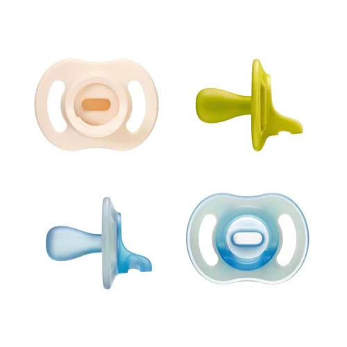 Miniatura 9 de Tommee Tippee Set de Chupetes Stay Put, Contiene 2 Chupetes StayPut Ultra-Light que Brillan en la Oscuridad y 2 Chupetes StayPut Ultra-Light, 0-6
