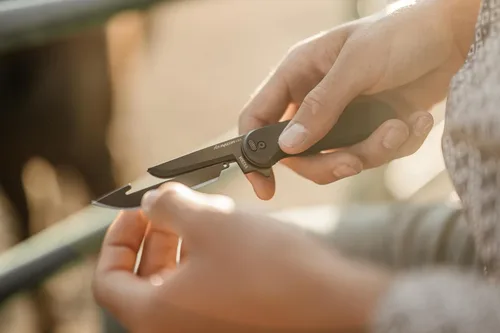 Miniatura 2 de OUTDOOR EDGE RAZOR VX3 ONYX PRO - Cuchillo de apertura manual con hoja reemplazable EDC cuchillo de bolsillo plegable - Hoja de 3 pulgadas, Onyx Pro