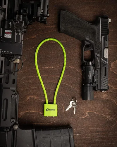 Miniatura 5 de Lockdown Candado para pistola de cable de 15 pulgadas con diseño aprobado por el Departamento de Justicia de California y candado con llave