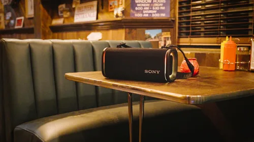 Miniatura 10 de Sony ULT Field 5 Altavoz Bluetooth portátil inalámbrico, IP67 impermeable, a prueba de polvo y óxido con graves mejorados, batería de 25 horas, luz
