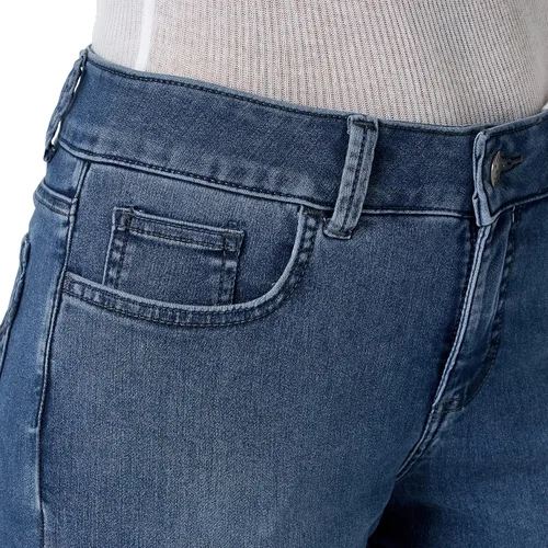 Miniatura 4 de Riders by Lee Indigo Capri de mezclilla ultra suave para mujer