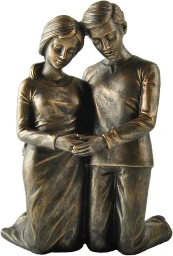 Figura arrodillada de marido y esposa rezando, estatua de resina de 6.25 pulgadas, regalo religioso para parejas, decoración cristiana del hogar,