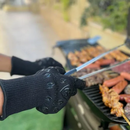 Miniatura 2 de Guantes para horno Grill Armor – Guantes resistentes al calor de 932 °F, al fuego y a los cortes para barbacoa, parrilla, cocina, asado, horneado