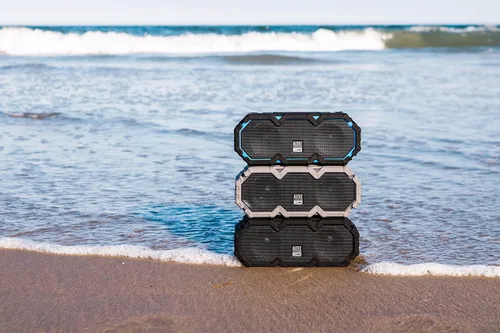 Miniatura 5 de Altec Lansing LifeJacket Jolt - Altavoz Bluetooth impermeable, altavoz duradero y portátil con carga inalámbrica Qi y asistente de voz, negro