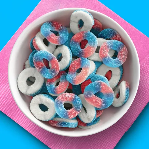 Miniatura 7 de SweeTARTS Halos, dulces, ponche azul y fresas y crema, agrio y masticable, suave y esponjoso, 3.5 onzas (12 unidades)