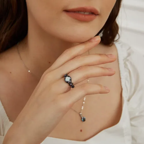 Miniatura 2 de Opaltop - Anillo de compromiso chapado en negro con ópalo de fuego blanco y amatista tallas 5 a 10 para niñas y mujeres latín 8 negro aro