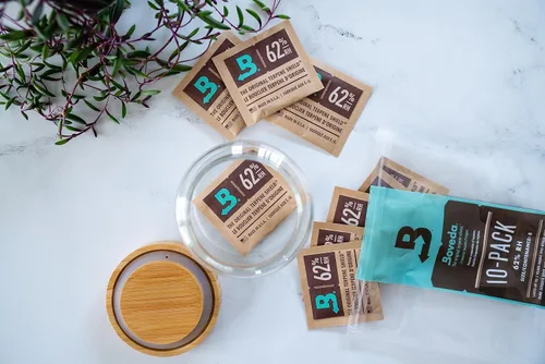 Miniatura 9 de Boveda 62% RH Tamaño 8-10 Paquete Control de Humedad de Dos Vías - para Almacenar 1 oz - Absorbente de Humedad para Pequeños Contenedores