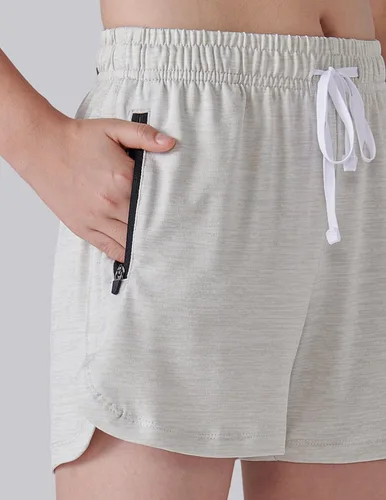 Miniatura 4 de Paquete de 4 pantalones cortos deportivos para niñas de 3 pulgadas, pantalones cortos de fútbol para niñas, ropa deportiva con bolsillos